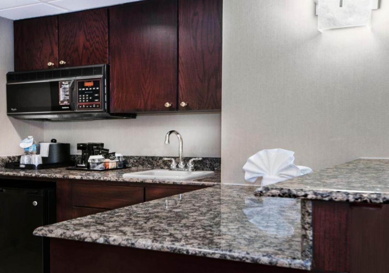 Holiday Inn Springdale-Fayetteville Area By Ihg Ngoại thất bức ảnh